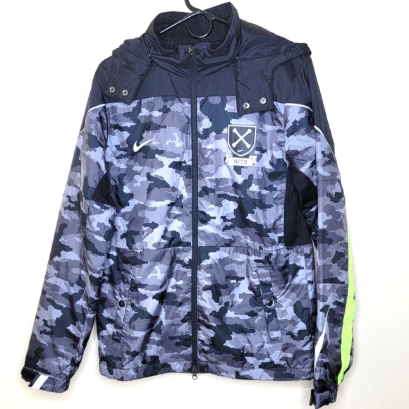 Nike Men's Jacket NFTB Hooded Jacket Sweater Camo